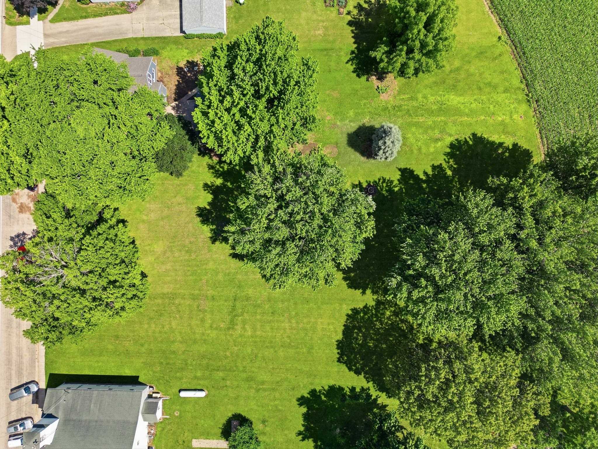 210 North Main Coleta, IL 61081 - Photo 6 of 40