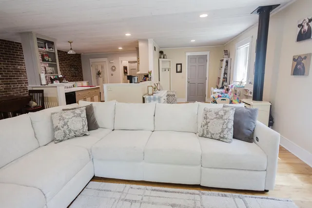 $1,450,000 | 141-151 Merry Christmas Lane, Mineral Point, WI 53565