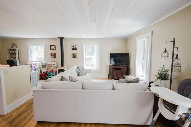 $1,450,000 | 141-151 Merry Christmas Lane, Mineral Point, WI 53565