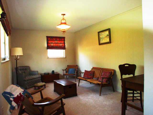 2030 Chardon Road Columbus, OH 43220 - Photo 5 of 10