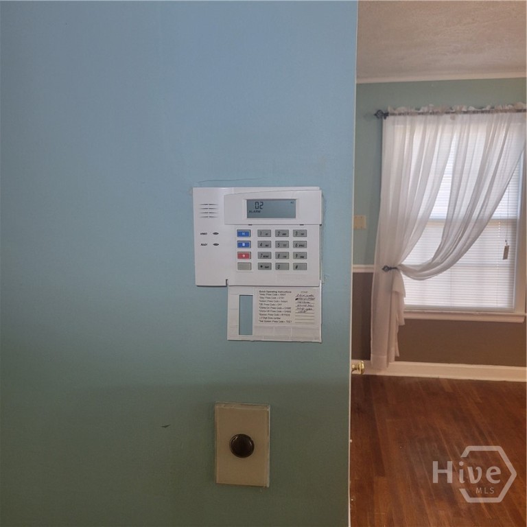 4620 Lansdowne Street Savannah, GA 31405 - Photo 17 of 35 Alarm located in Master Suite