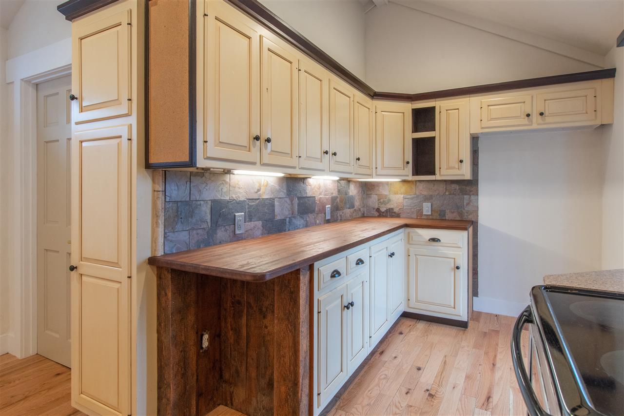 624 South Barnstead Road Barnstead, NH 03225 - Photo 5 of 21