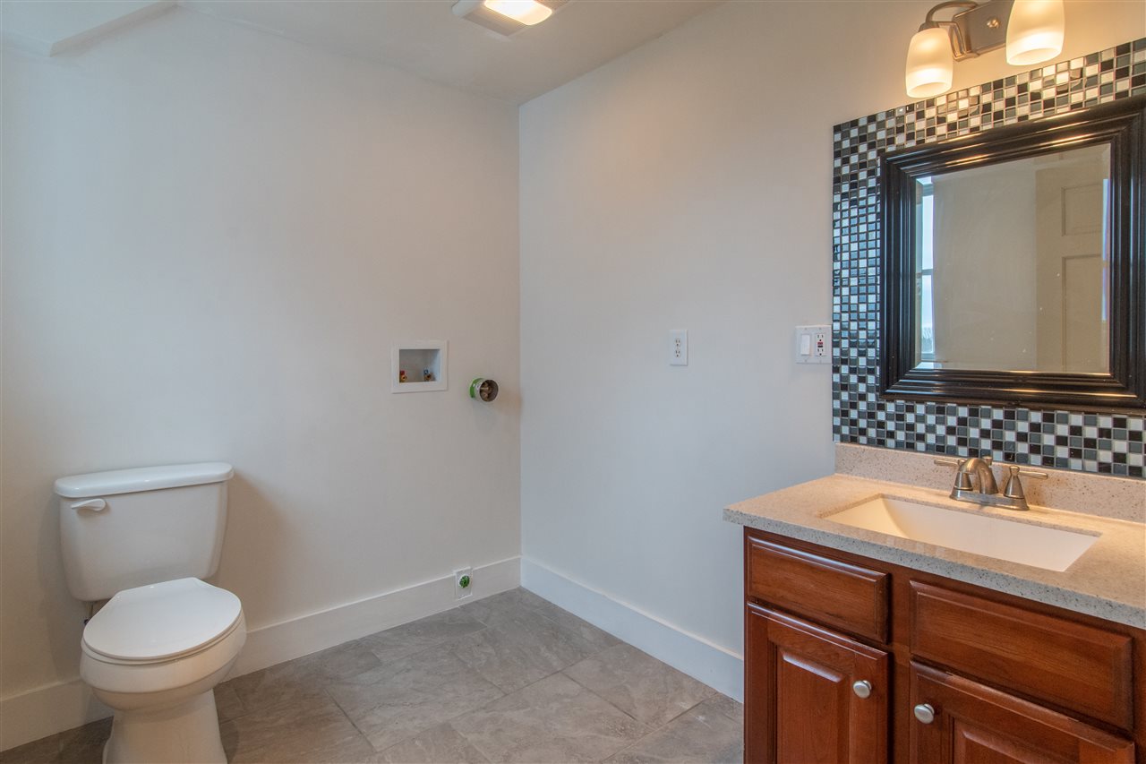624 South Barnstead Road Barnstead, NH 03225 - Photo 8 of 21