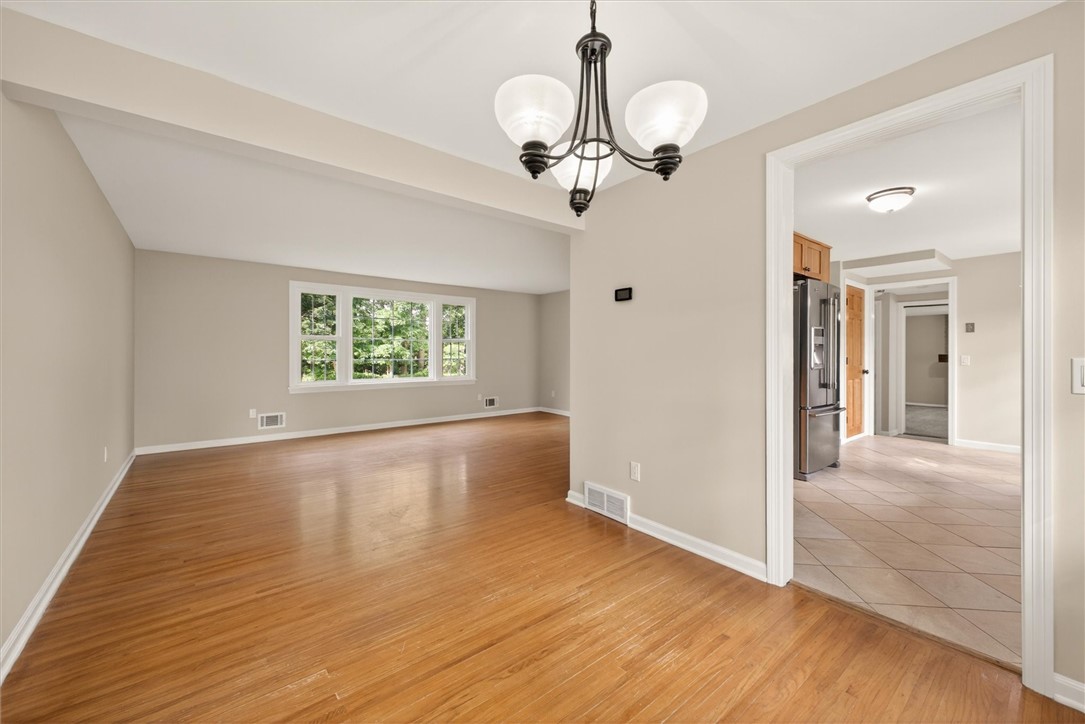 120 Benedict Road Perinton, NY 14534 - Photo 9 of 34