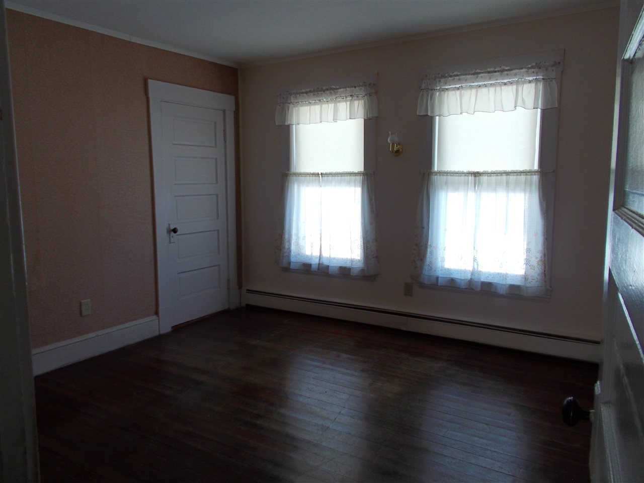 63 Hampstead Road Salem, NH 03079 - Photo 14 of 33