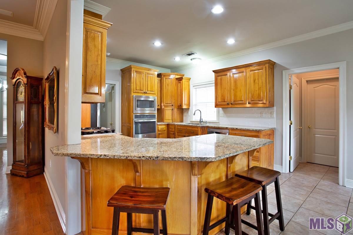 18324 Cedar Line Drive Baton Rouge, LA 70817 - Photo 3 of 17 Gallery Image 3