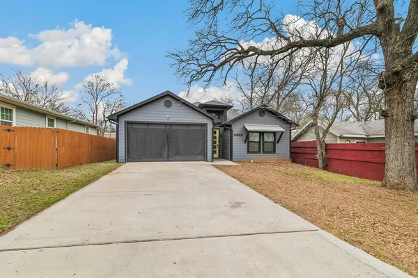$234,900 | 1029 West Hull Street, Denison, TX 75020