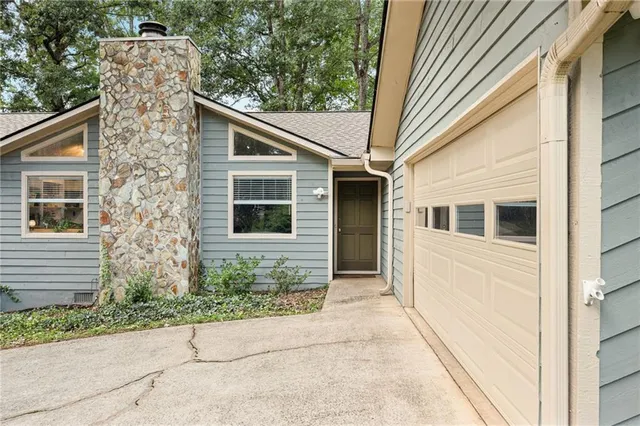 a house view with a outdoor space