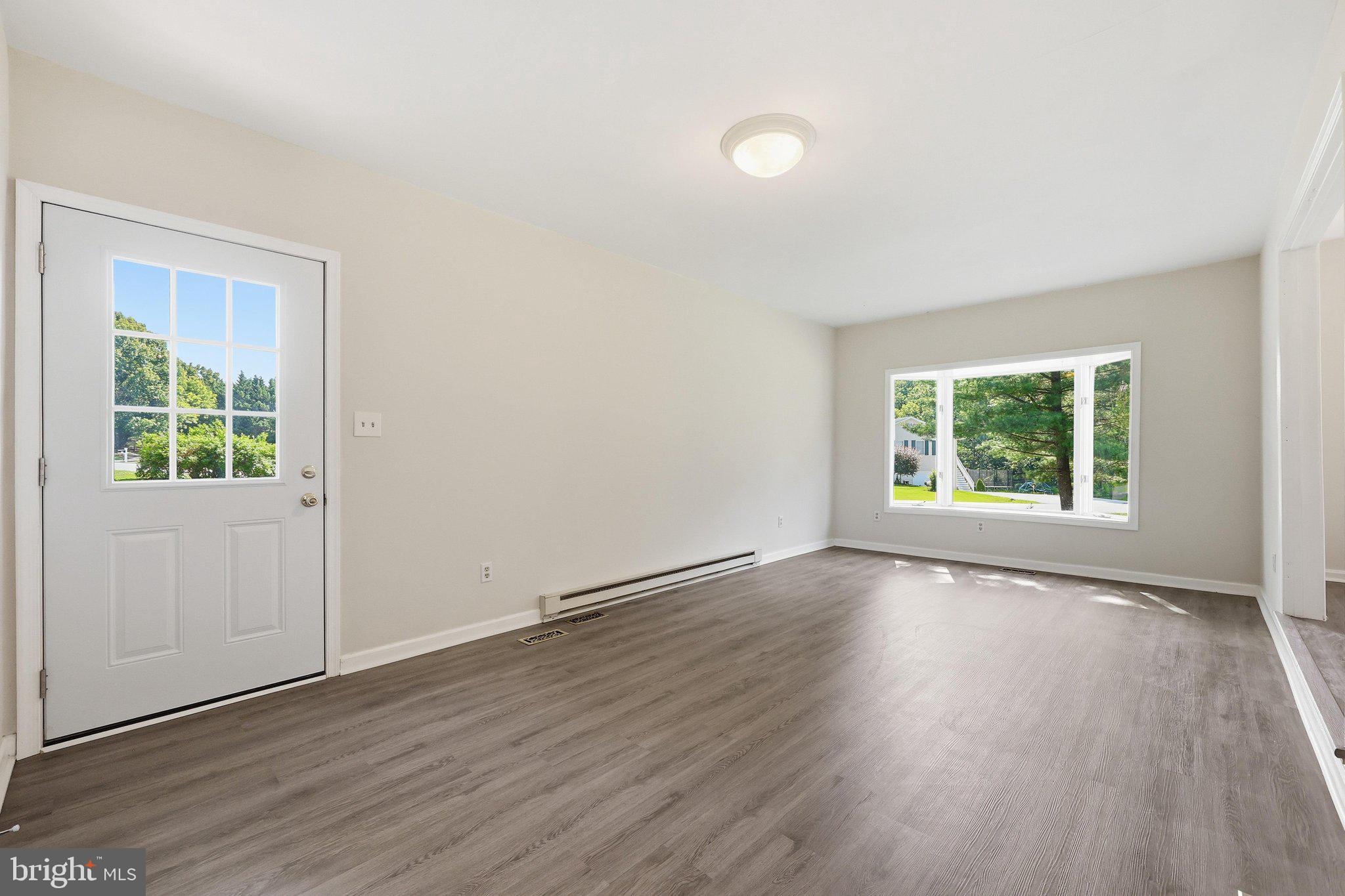 8215 Virginia Lane Frederick, MD 21704 - Photo 17 of 51 Family Room