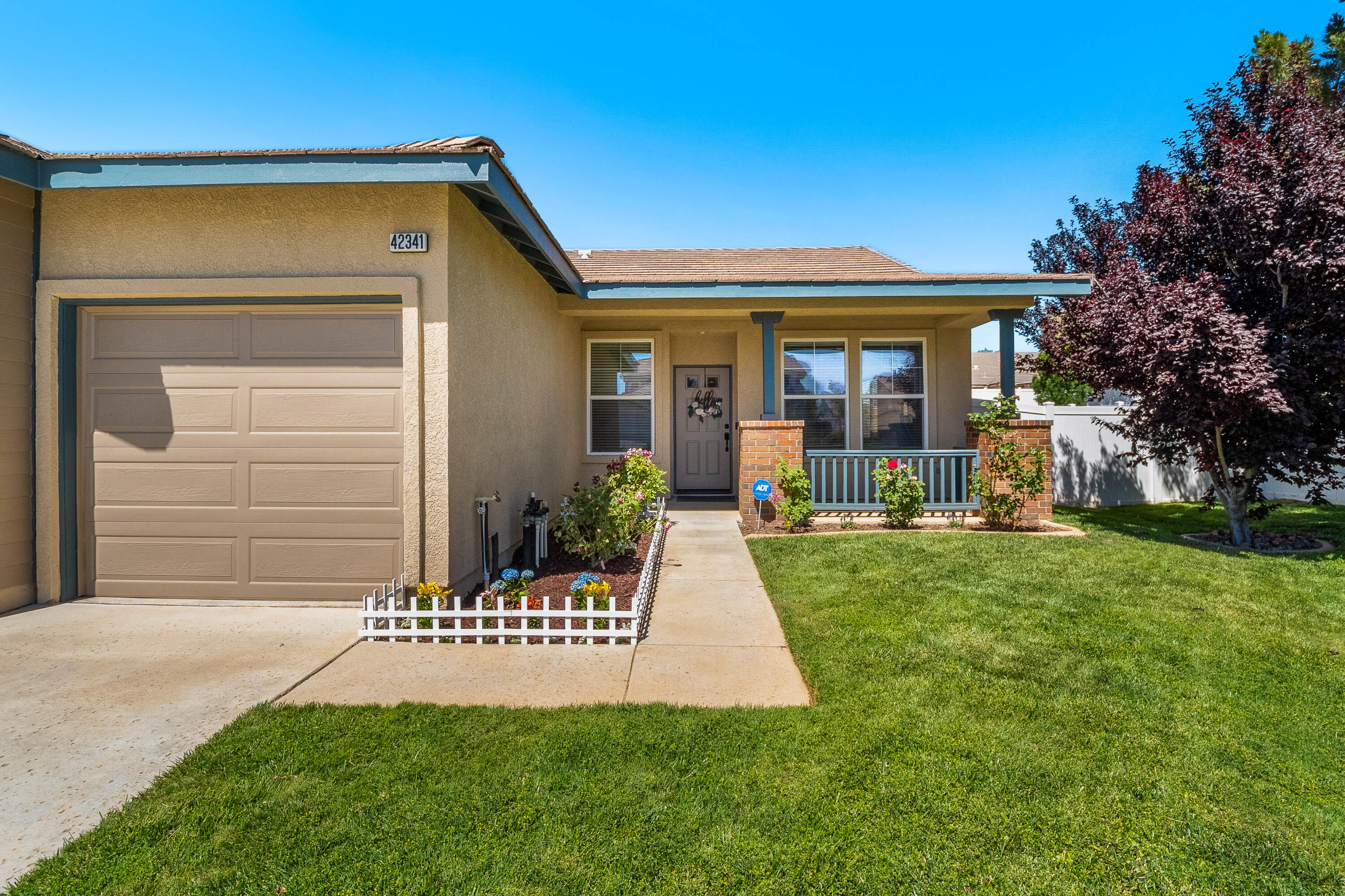 42341 Ridge View Drive Lancaster, CA 93536 - Photo 5 of 33 Ridegeview Dr-29