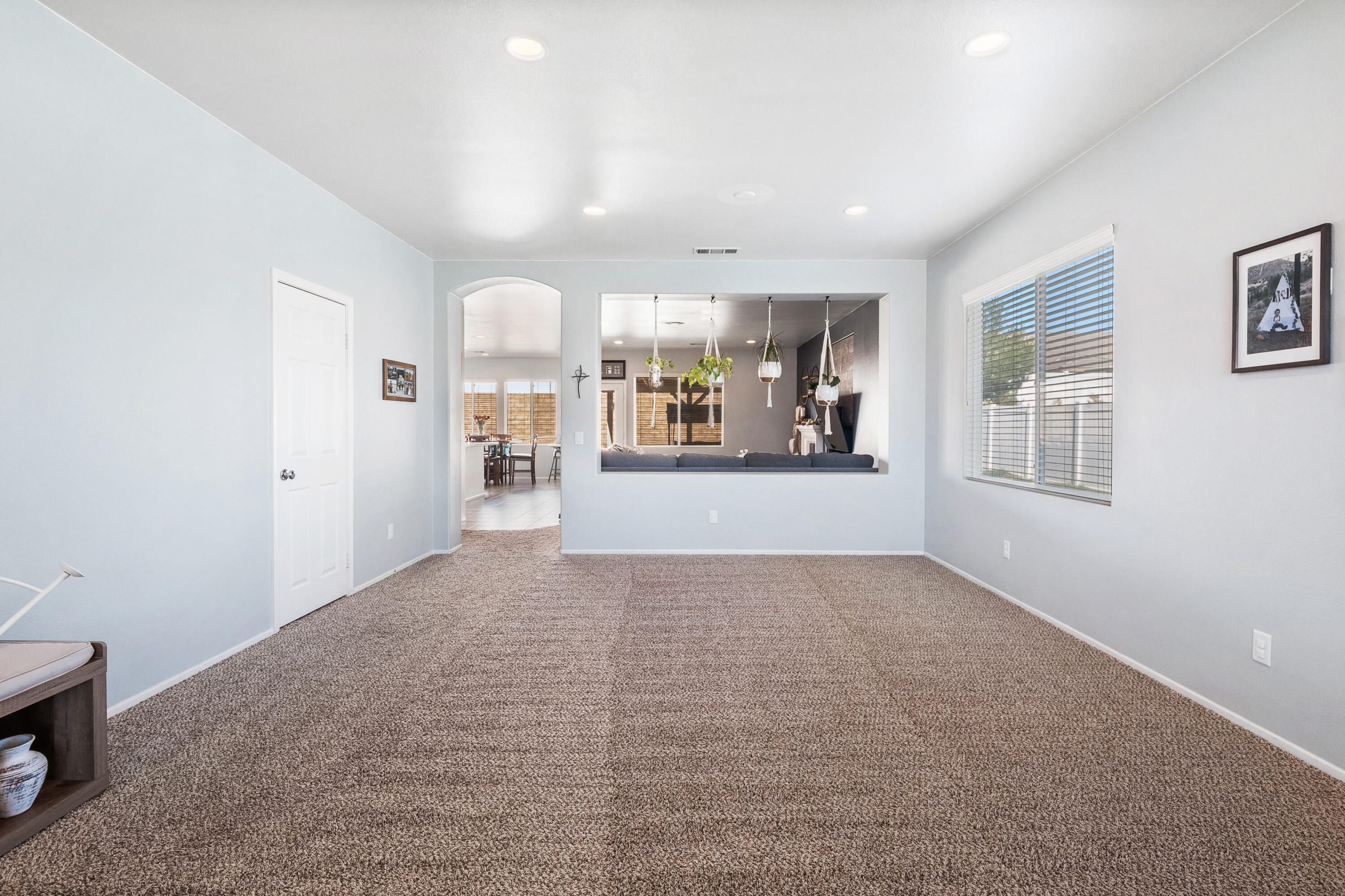 42341 Ridge View Drive Lancaster, CA 93536 - Photo 7 of 33 Ridegeview Dr-3