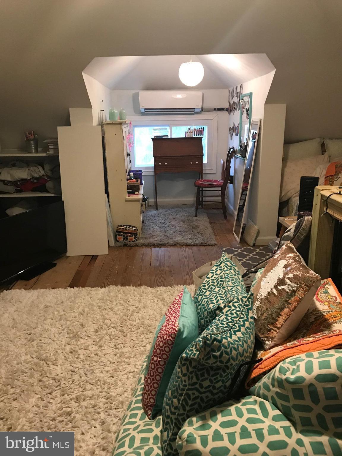 15 Butler Road Reisterstown, MD 21136 - Photo 19 of 23 Bedroom