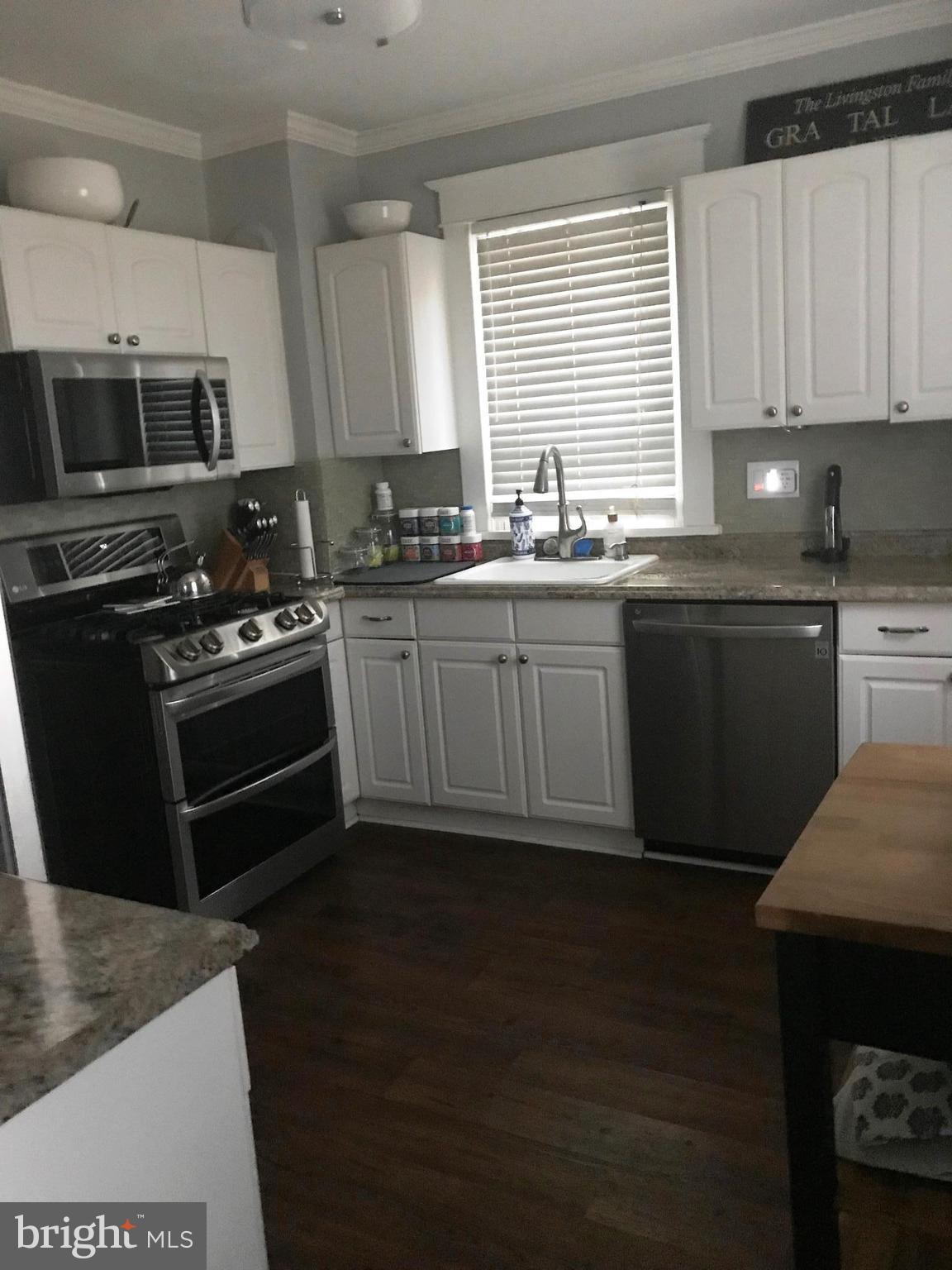 15 Butler Road Reisterstown, MD 21136 - Photo 3 of 23 Kitchen