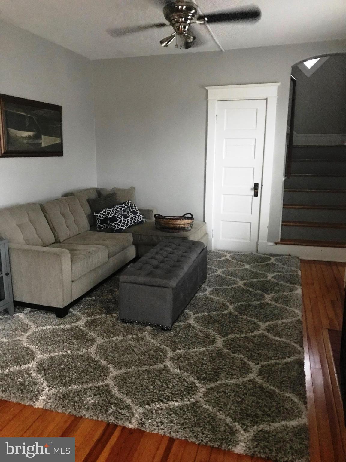 15 Butler Road Reisterstown, MD 21136 - Photo 9 of 23 Living Room