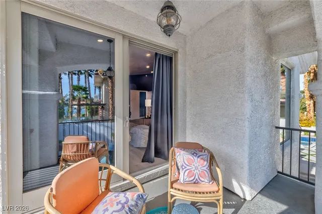 $1,899,999 | 8133 Desert Jewel Circle, Las Vegas, NV 89128