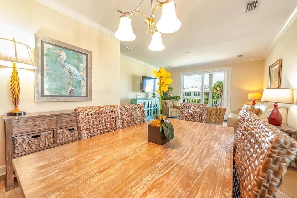 217 Sombrero Beach Road, Unit 1 Marathon, FL 33050 - Photo 6 of 22 Tastefully Appointed