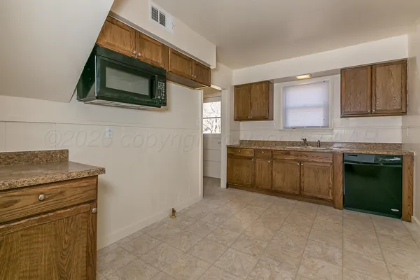 $1,350 | 701 Sunset Terrace, Amarillo, TX 79106