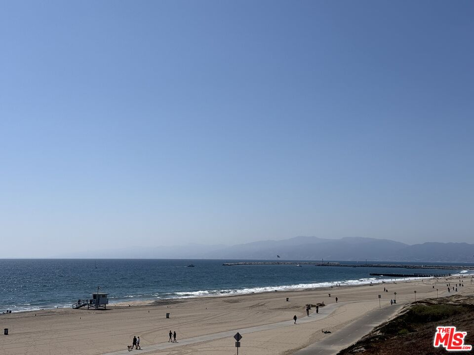 7769 St Bernard Street, Unit 3 Playa del Rey, CA 90293 - Photo 6 of 6
