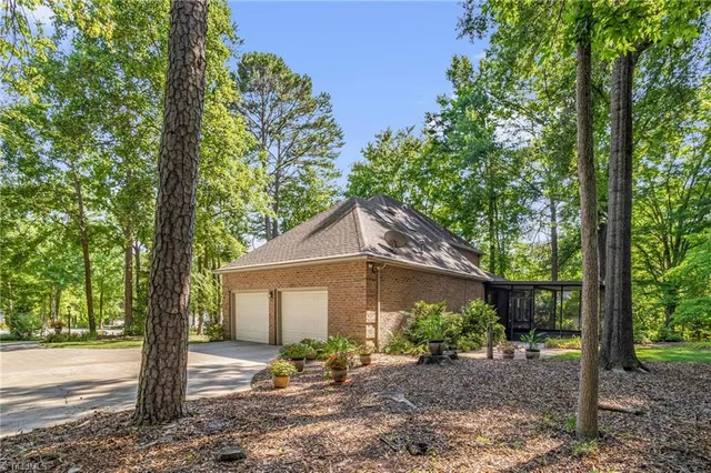 $400,000 | 106 Birmingham Place, Salisbury, NC 28146