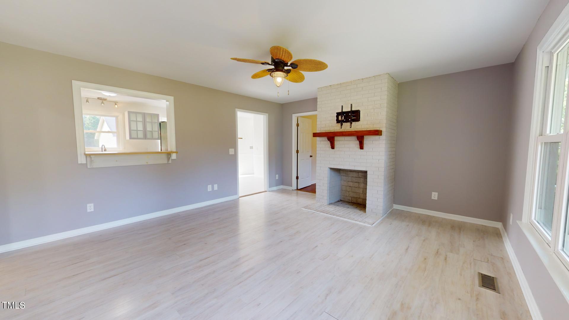 412 Sullivan Road Selma, NC 27576 - Photo 7 of 84 412-Sullivan-Road-09122024_110408