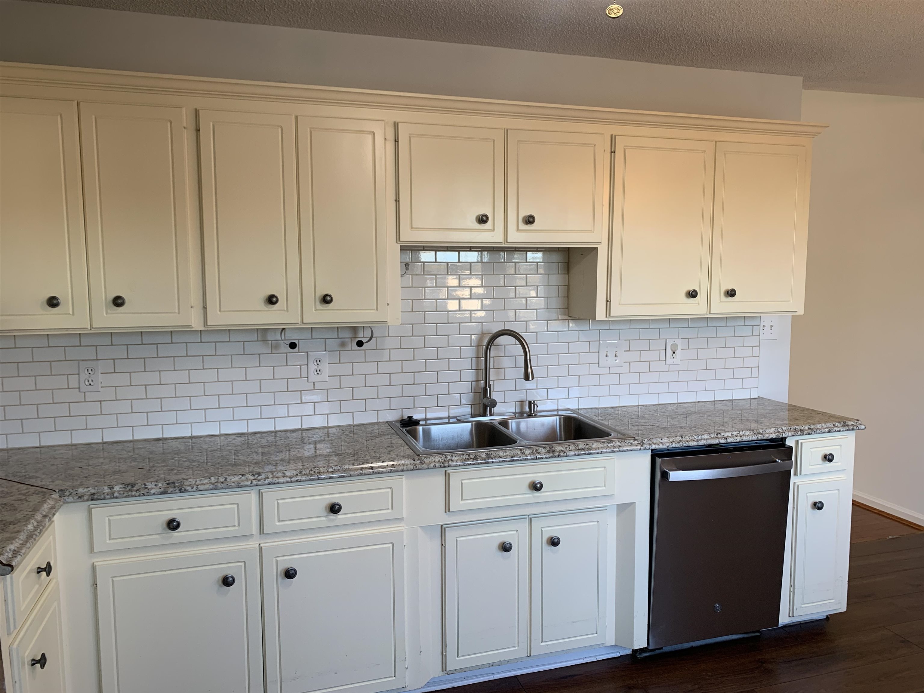 5419 Parris Bridge Road Boiling Springs, SC 29316 - Photo 11 of 28