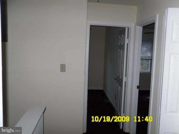 9205 Hood Road Manassas, VA 20110 - Photo 4 of 6 Hallway