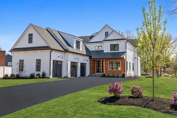 $2,650,000 | 3 Brantwood Lane, Burlington, MA 01803