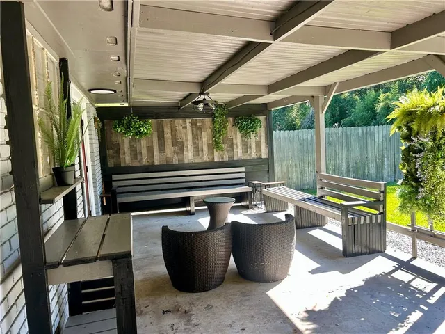 $2,000 | 500 East Robert Street, Hammond, LA 70401