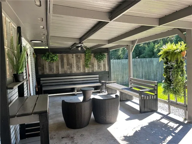 $2,000 | 500 East Robert Street, Hammond, LA 70401