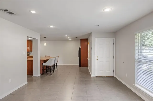 $2,000 | 500 East Robert Street, Hammond, LA 70401