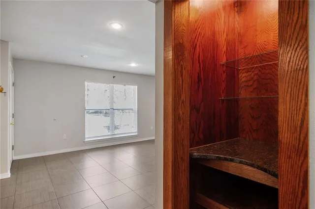 $2,000 | 500 East Robert Street, Hammond, LA 70401