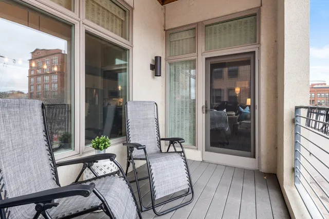 $330,900 | 490 North Temperance Street, Unit 310, St. Paul, MN 55101