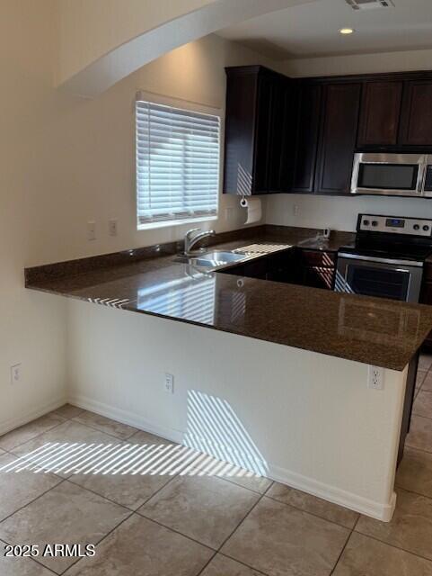 7726 East Baseline Road, Unit 171 Mesa, AZ 85209 - Photo 3 of 29 Breakfast Bar
