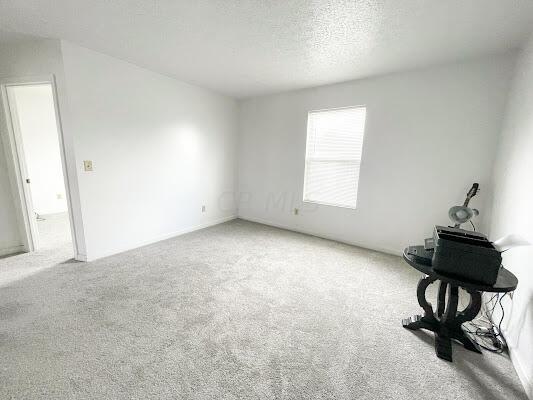 3195 Retriever Road Columbus, OH 43232 - Photo 21 of 40 29880152-CFD0-468D-B888-EA9D57A18DA5