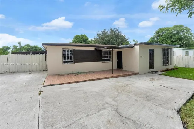 $565,000 | 12600 Northwest 17th Avenue, Miami, FL 33167