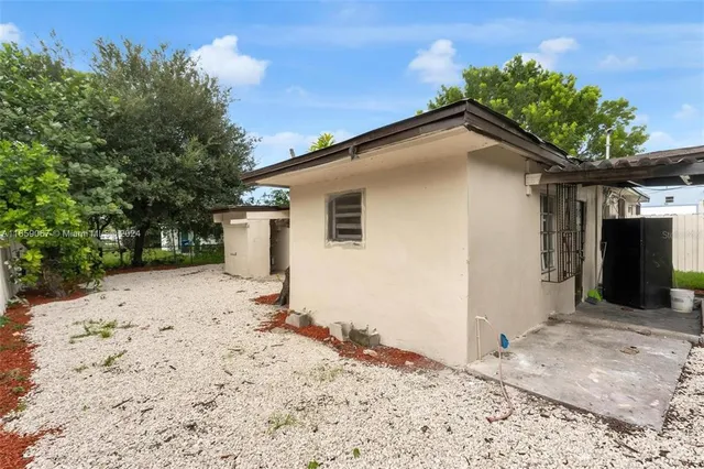 $565,000 | 12600 Northwest 17th Avenue, Miami, FL 33167