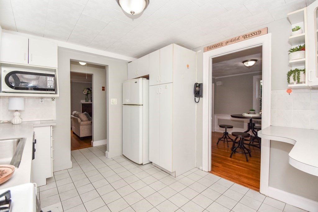 196 Spring Street Boston, MA 02132 - Photo 14 of 25
