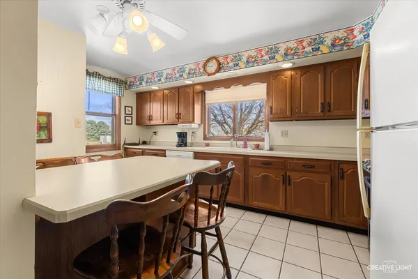 $899,500 | 15555 McGirr Road, Hinckley, IL 60520