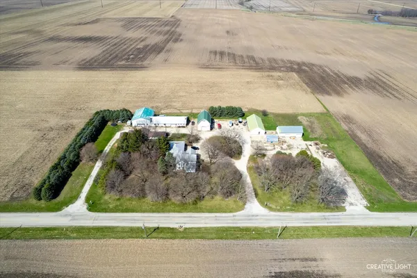 $899,500 | 15555 McGirr Road, Hinckley, IL 60520