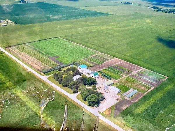 $899,500 | 15555 McGirr Road, Hinckley, IL 60520