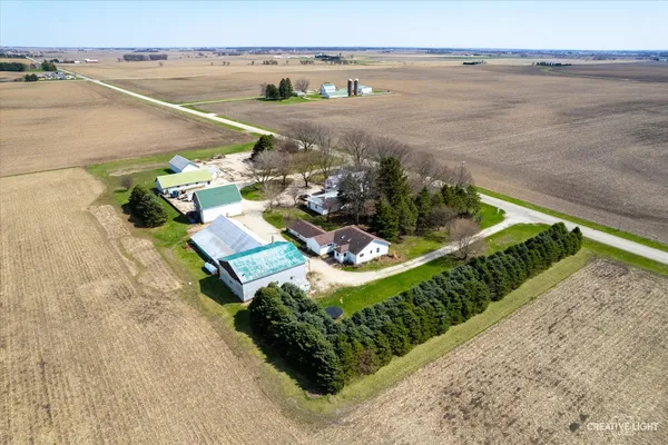 $899,500 | 15555 McGirr Road, Hinckley, IL 60520
