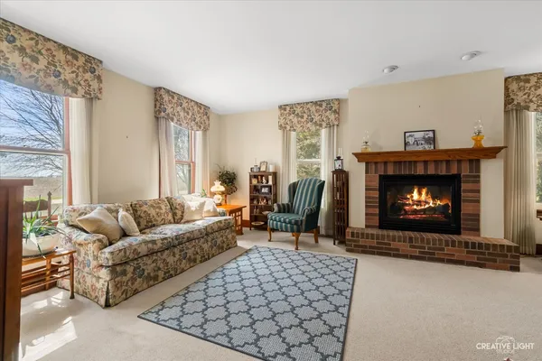 $899,500 | 15555 McGirr Road, Hinckley, IL 60520