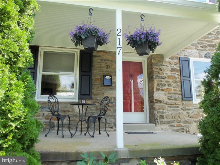 217 South Sproul Road Broomall, PA 19008 - Photo 3 of 25 Gallery Image 3
