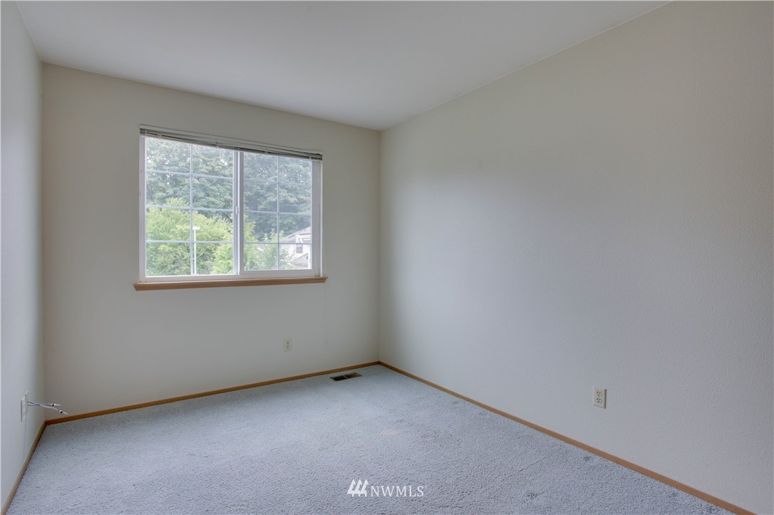 2238 Southeast 8th Place Renton, WA 98057 - Photo 15 of 23