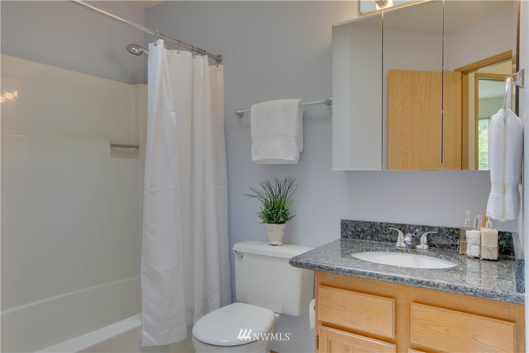 2238 Southeast 8th Place Renton, WA 98057 - Photo 17 of 23