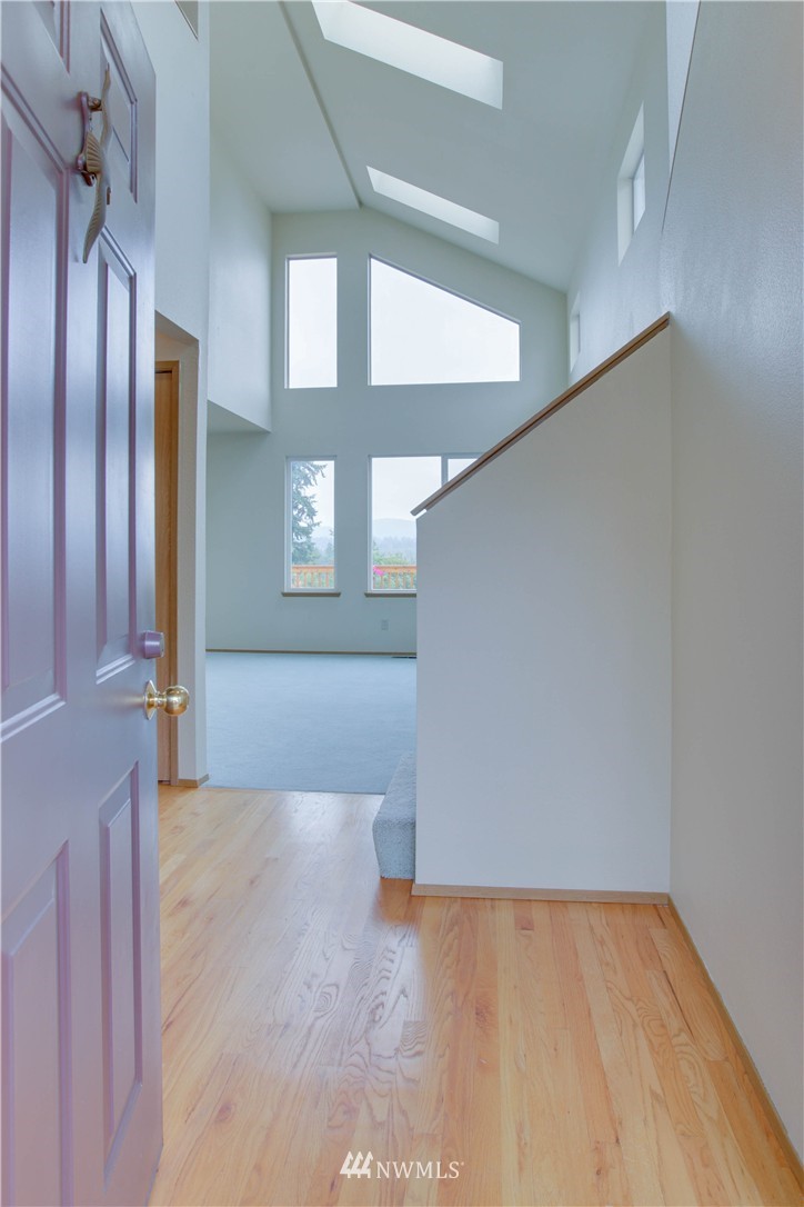 2238 Southeast 8th Place Renton, WA 98057 - Photo 3 of 23