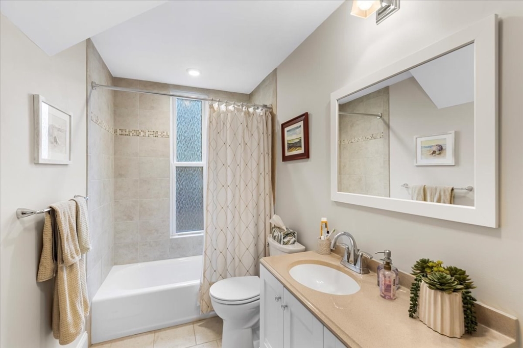 2-4 Garfield Avenue, Unit 1 Boston, MA 02136 - Photo 11 of 21