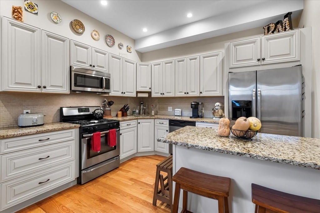 2-4 Garfield Avenue, Unit 1 Boston, MA 02136 - Photo 5 of 25