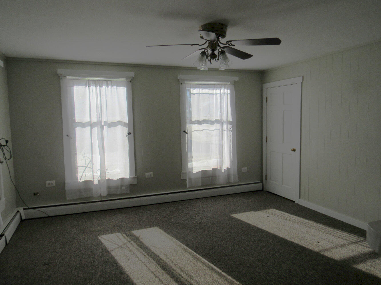 95 Main Street Anson, ME 04911 - Photo 11 of 39 #11 Living Room_result