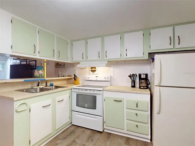 $115,000 | 2201 South Ridgewood Avenue, Unit 8, Edgewater, FL 32141